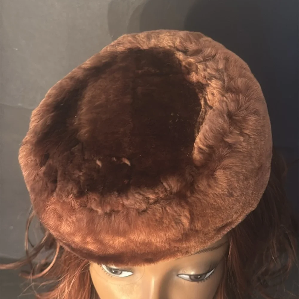 Vintage Mouton Shearling Fur Pill Box Hat - Picture 9 of 15